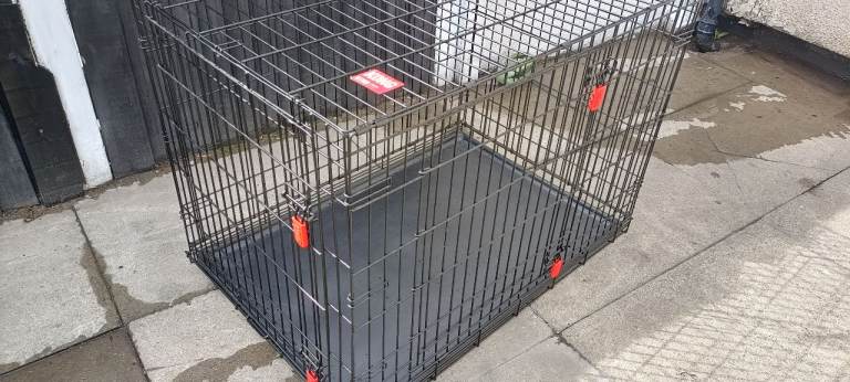 Large Black Dog Crate with Tray - Good Condition