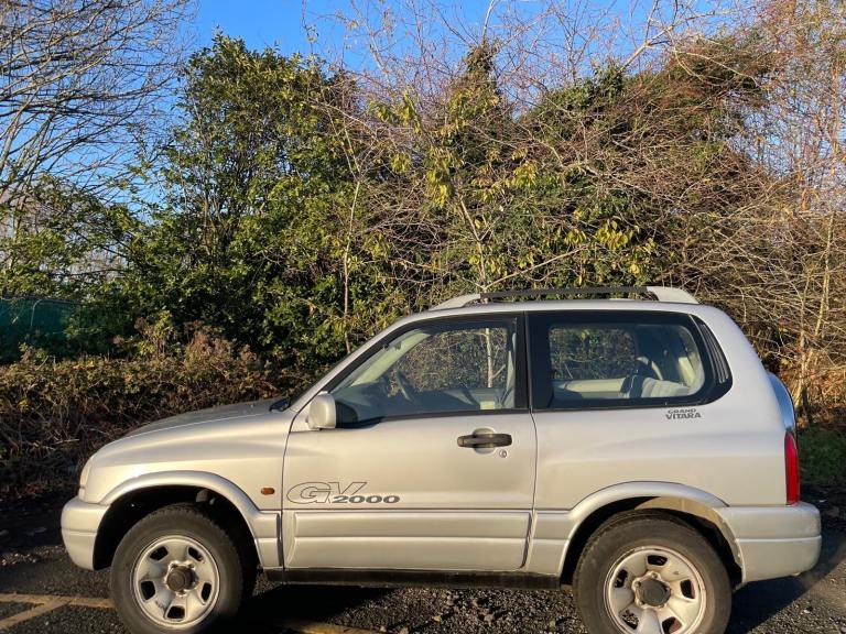 SUZUKI GRAND VITARA 2.0 GV2000 AUTOMATIC 2001 REG 3 DOOR GENUINE 57465 MOT JUNE 28TH 2026