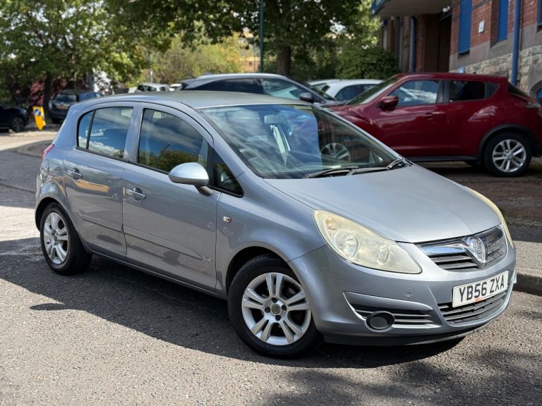2007 Vauxhall Corsa 1.4 Club 5dr Hatchback Silver - 79k Mileage - MOT Feb 27! 