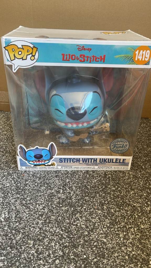 Funko Pop! Disney Lilo & Stitch 1419 - Stitch with Ukulele, New in Box