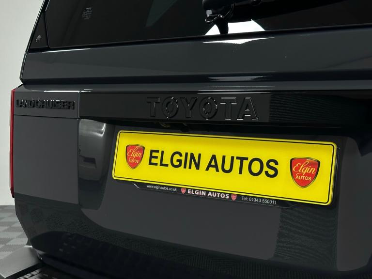 2025 Toyota Land Cruiser Invincible 2.8 D-4D Auto (LWB) ( 204 bhp ) Station Wagon Diesel Automatic