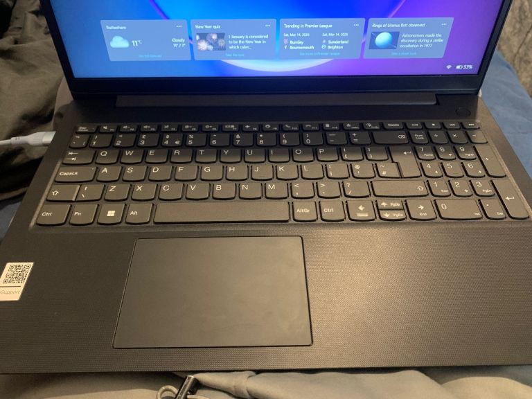 Lenovo 82TT (v15 G3 series)