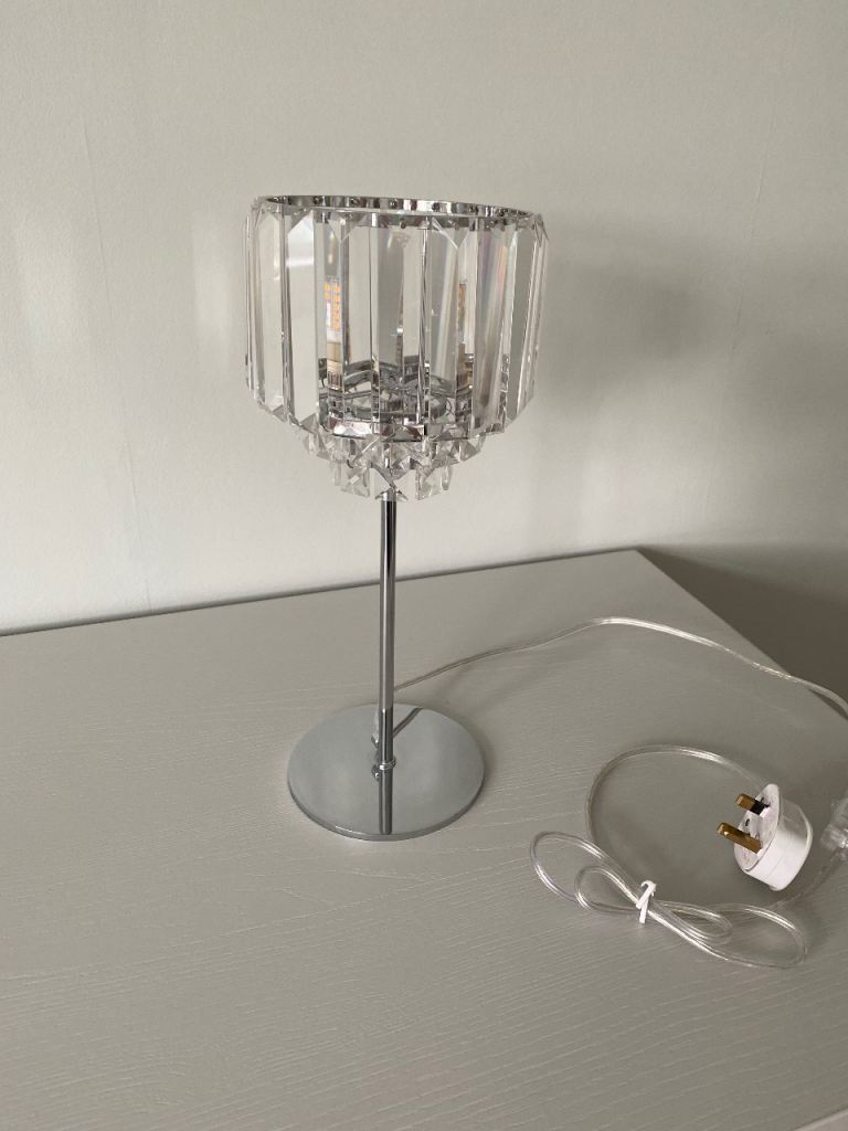 LAURA ASHLEY VIENNA TABLE LAMP