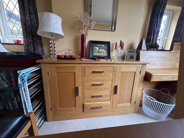 Solid oak Sideboard with Storage and Drawers – Good Condition