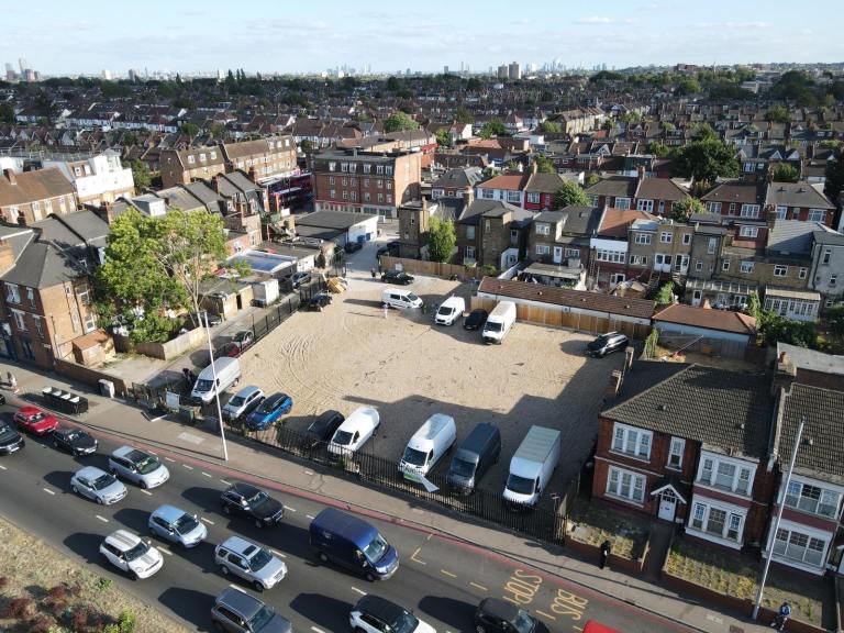 COMMERCIAL LAND/ YARD / CAR STORAGE