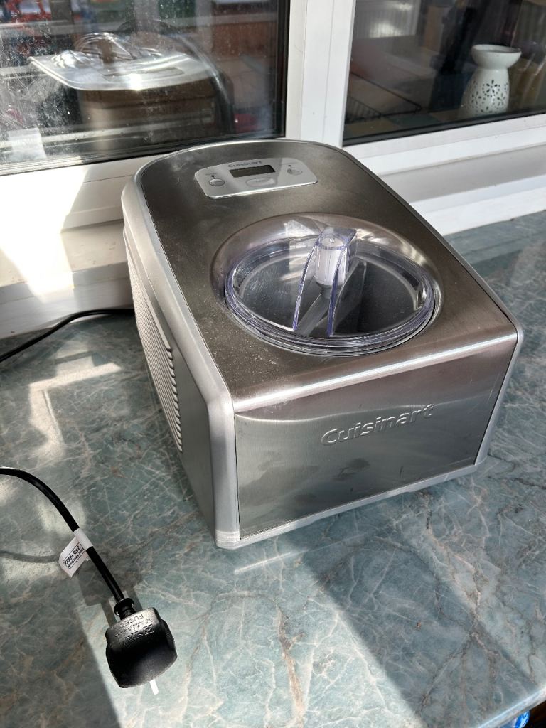 Cuisinart Ice Cream Gelato Maker ICE100BCU Sorbet Yogurt Excellent Condition