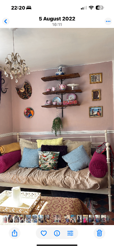 Cream day bed without mattress 