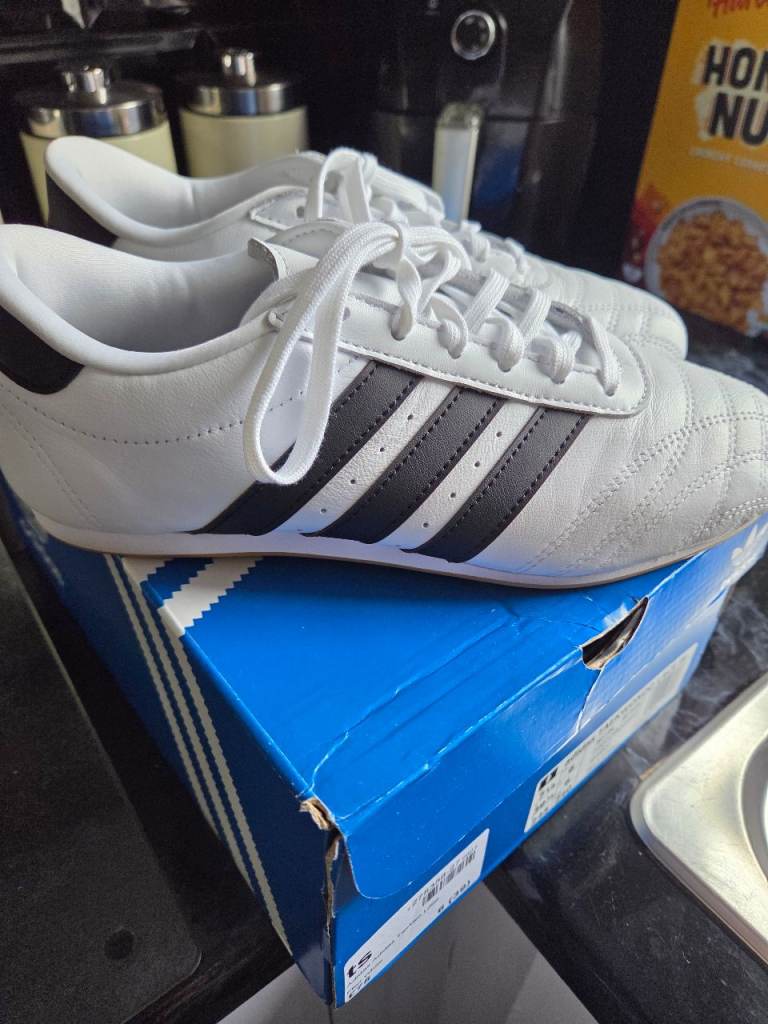 Adidas Taekwondo Shoes Size 6 – White, Brand New in Box