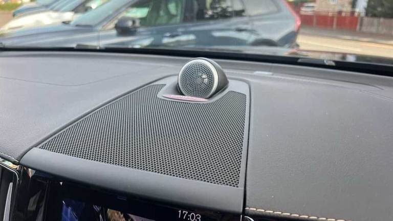 2020 Volvo XC60 2.0 B6P (300) R DESIGN Pro 5dr AWD Geartronic SUV Petrol Automatic