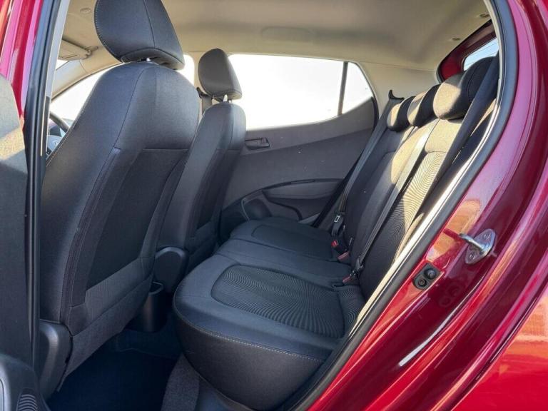 2018 Hyundai i10 1.0 SE 5dr HATCHBACK Petrol Manual