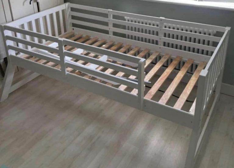 Kids solid bed frame with ladder 
