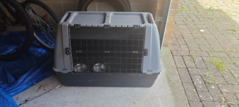 Medium sized dog carrier 