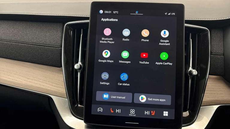 2025 Volvo XC90 Plus, T8 AWD Plug-in hybrid, Electric/Petrol, Dark, 7 Seats ( 360* Camera ) ESTAT...