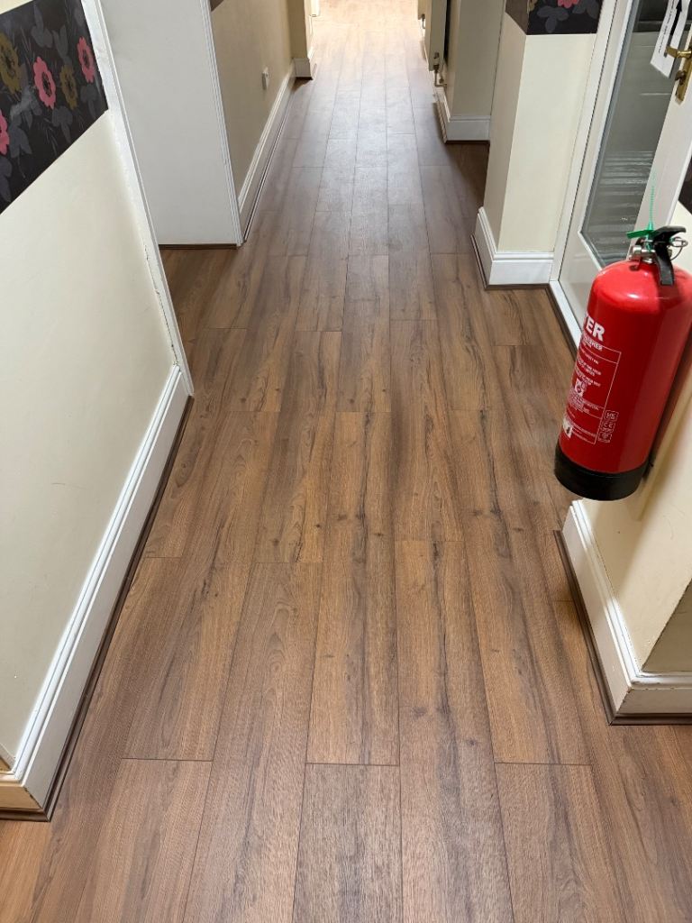 We do All type of flooring carpeting,laminate flooring etc.carpet installer/ technician.