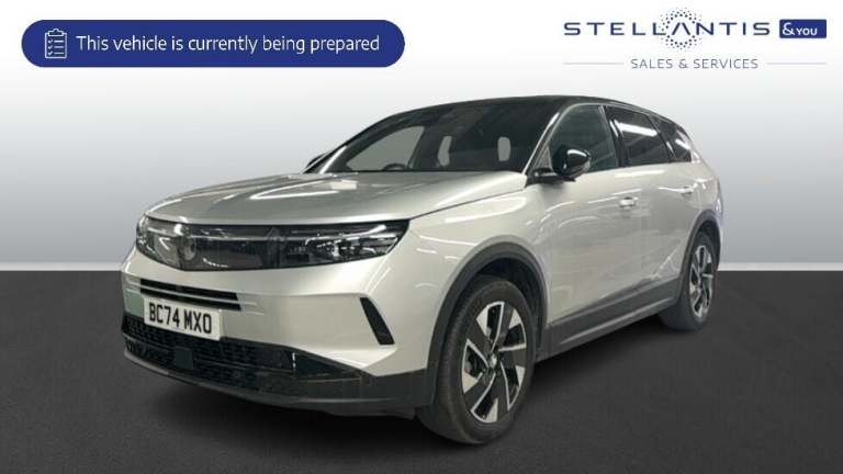 2025 Vauxhall Grandland 1.2 Ultimate SUV 5dr Petrol Hybrid e-DCT Euro 6 (s/s) (136 ps) SUV Hybrid...