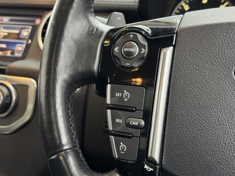 2016 Land Rover Discovery 3.0 SDV6 Landmark 5dr Auto ESTATE DIESEL Automatic