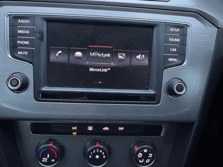 2015 Volkswagen Passat S TDI BLUEMOTION TECHNOLOGY Estate Diesel Manual