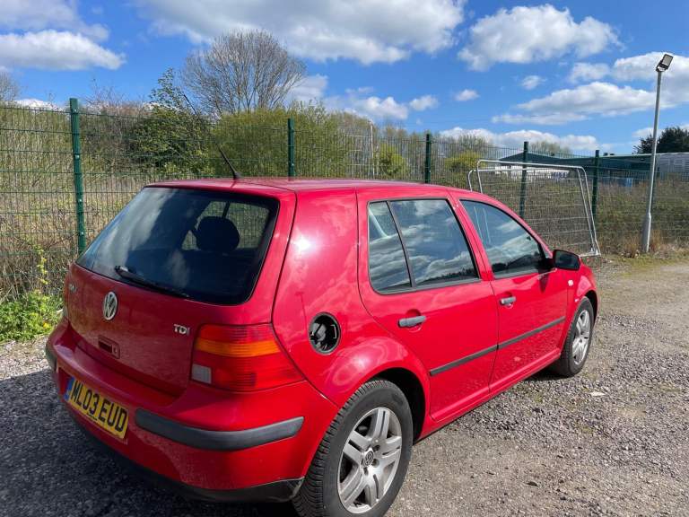 VW GOLF 1.9 MATCH TDI PD 03 REG RED 5 DOOR MOT JUNE 29TH 2026 SERVICE HISTORY LOW INSURANCE