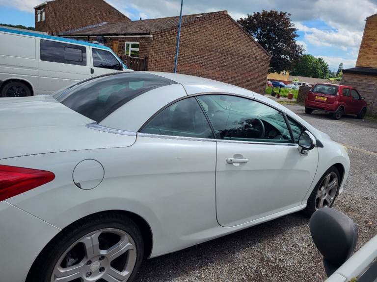 Peugeot, 308, Convertible, 2013, Manual, 1997 (cc), 2 doors
