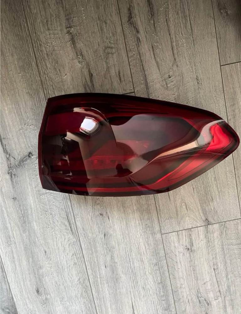 GENUINE BMW G31 Pre - LCI Driver Side Outer Tail Light Right 5 Series 2017 - 23