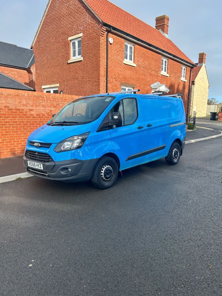 Ford, TRANSIT CUSTOM, Panel Van, 2017, Manual, 1996 (cc)