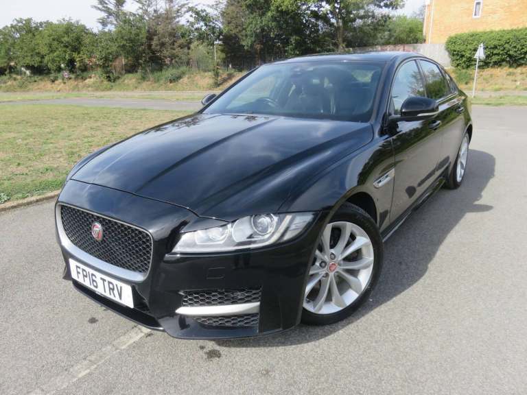 Jaguar XF 2.0d R-Sport Auto Euro 6 (s/s) 4dr Diesel Automatic