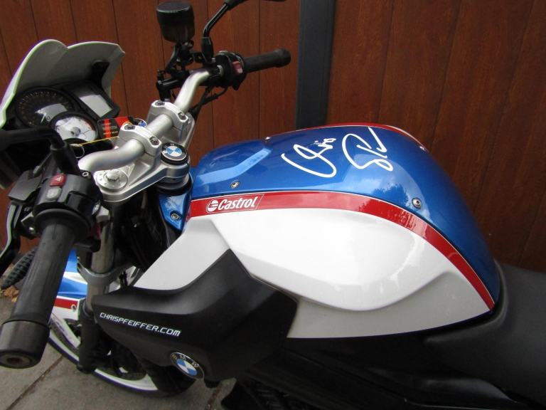 BMW F 800 R , FULL HISTORY *PFEIFFER REPLICA * ONE YEARS MOT * 3 FORMER KEEPERS 