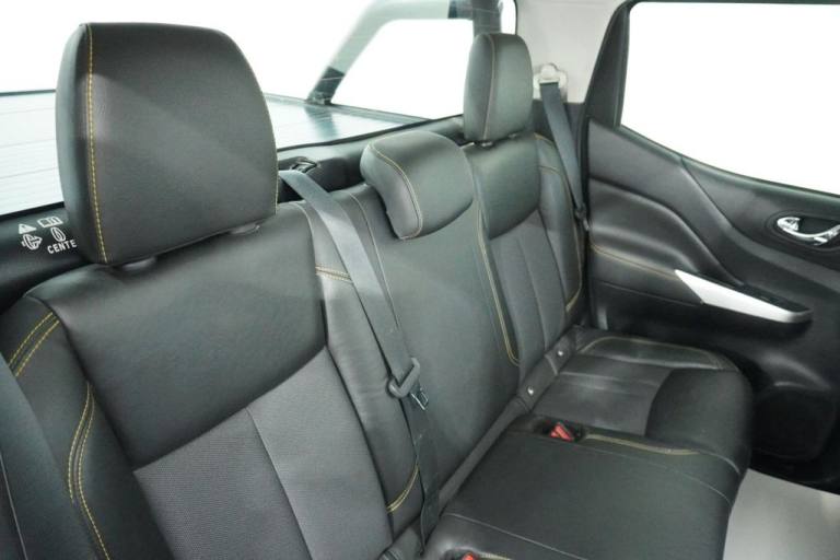 2020 Nissan Navara Double Cab Pick Up N-Guard 2.3dCi 190 TT 4WD Auto PICK UP DIESEL Automatic