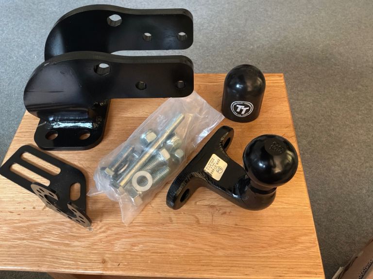 Tow Trust Tow Bar Kit for Land Rover Discovery 2015-2019