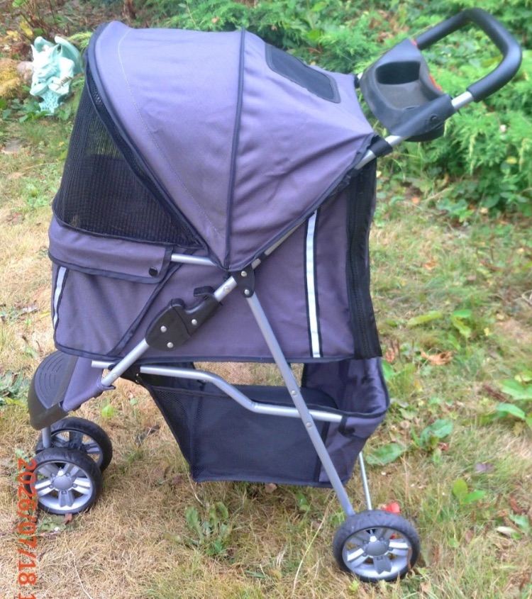Wanted dog pram/ buggy/ stroller 