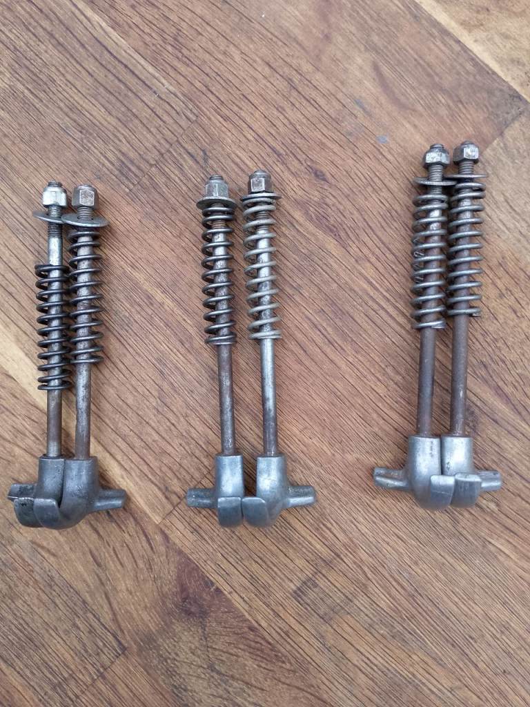 vespa side panel hooks 