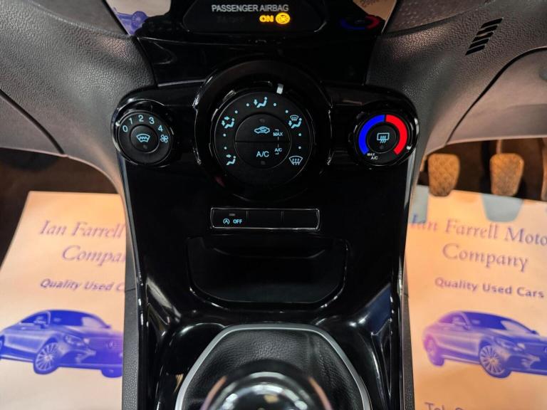 FORD FIESTA 1.0T EcoBoost Zetec Euro 5 (s/s) 5dr 2014