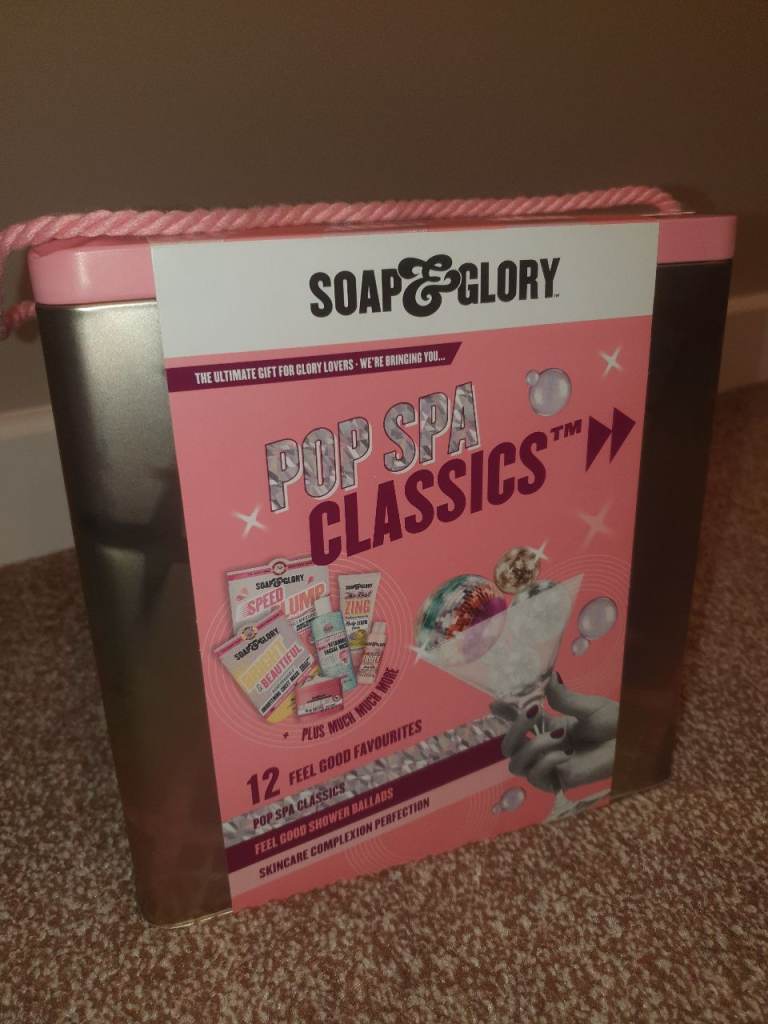 image for Soap & Glory Pop Spa Classics 12 Piece Gift Set for Women, Birthday Gift for Her RRP £79.99