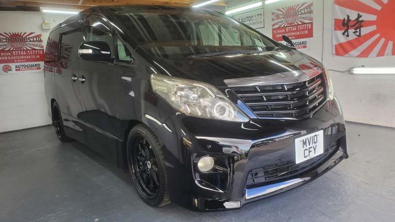 Toyota Alphard 2.4 black automatic 8 seater sunroofs fresh japanese import 2010