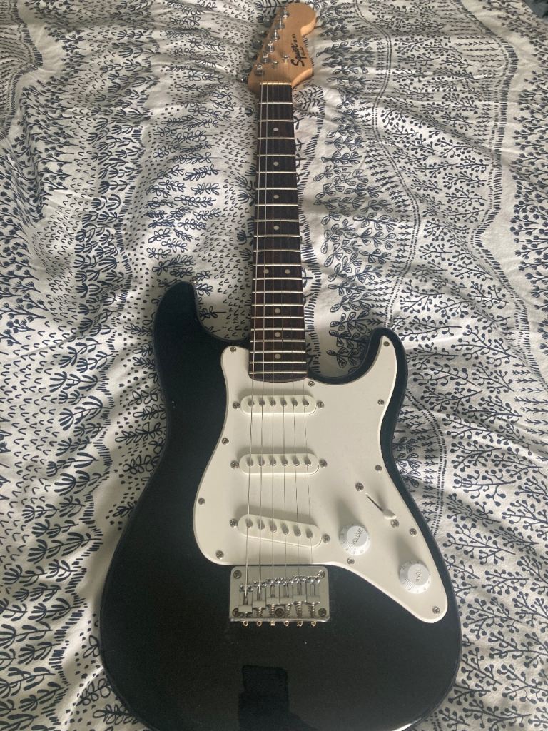 FENDER SQUIER MINI STRATOCASTER 