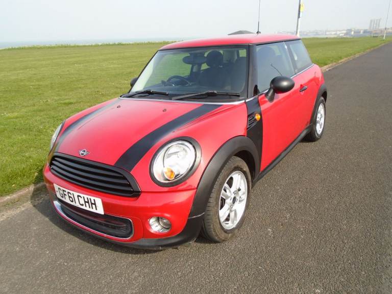 MINI  2012 RED  (BLACK STRIPES)  *Low mileage*  Good spec.
