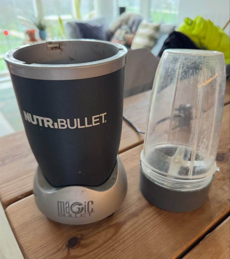 NutriBullet / Magic Bullet Blender - Well Used But Working