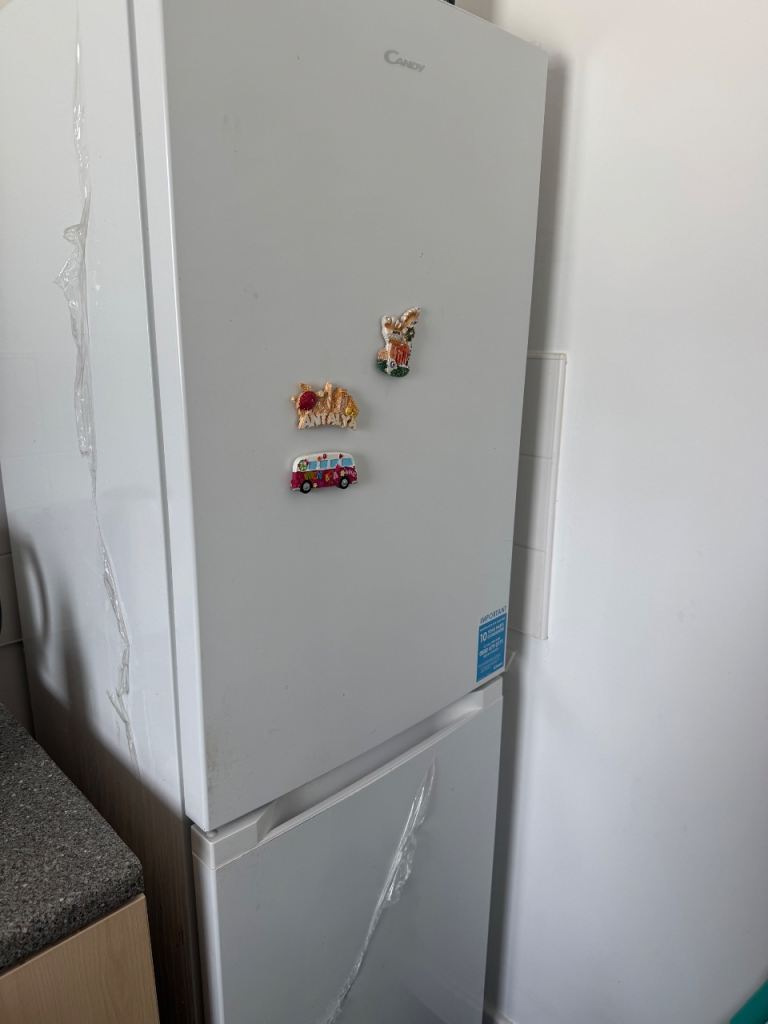 Fridge freezer