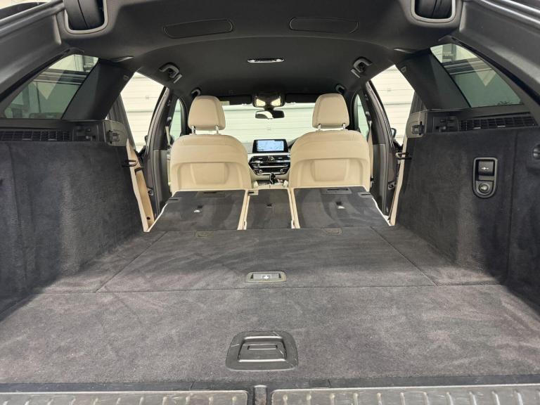  BMW 5 Series 3.0 530d M Sport Touring 5dr Diesel Auto xDrive Euro 6 (s/s) (265 ps) Diesel Automatic