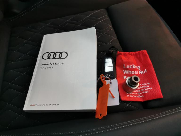 2022 Audi Q4 e-tron 40 S line SUV 5dr Electric Auto 82kWh (204 ps) - CARPLAY - LED - REVERSE CA S...