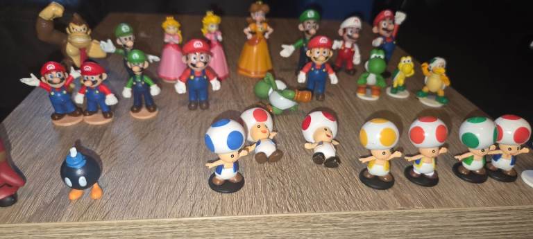 Job lot of Mario toys 