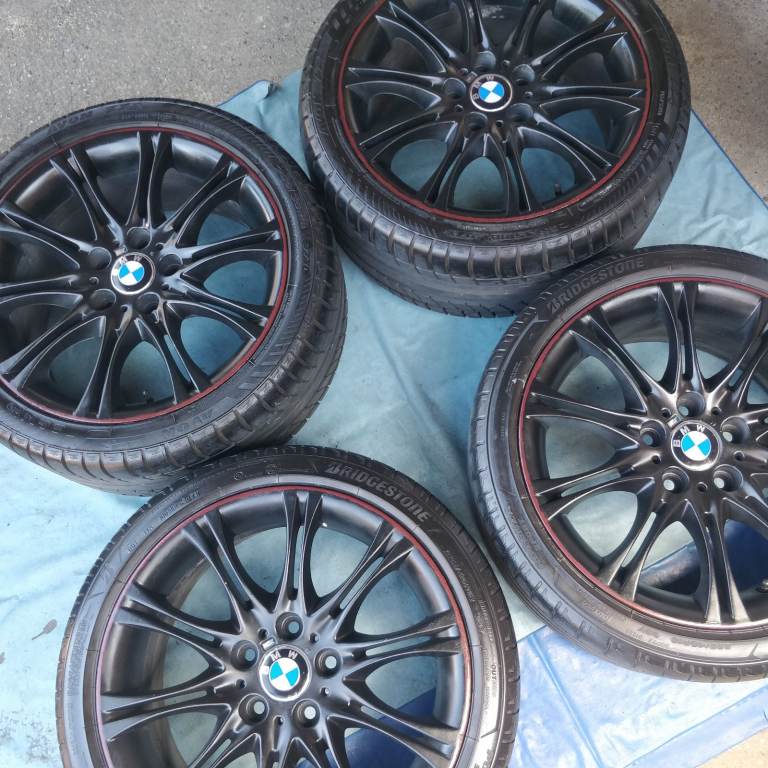 GENUINE BMW MV 2 18 ALLOY WHEELS WITH EXCELLENT TYRES FOR 3 AND Z SERIES
