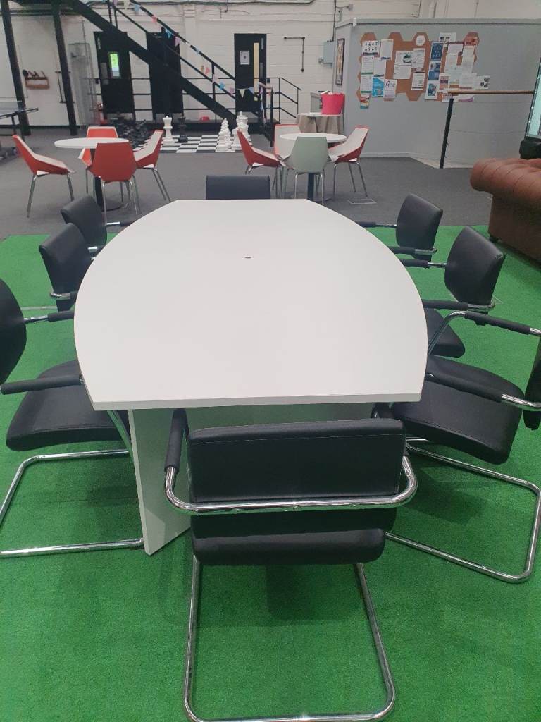 2400mm White Meeting Table