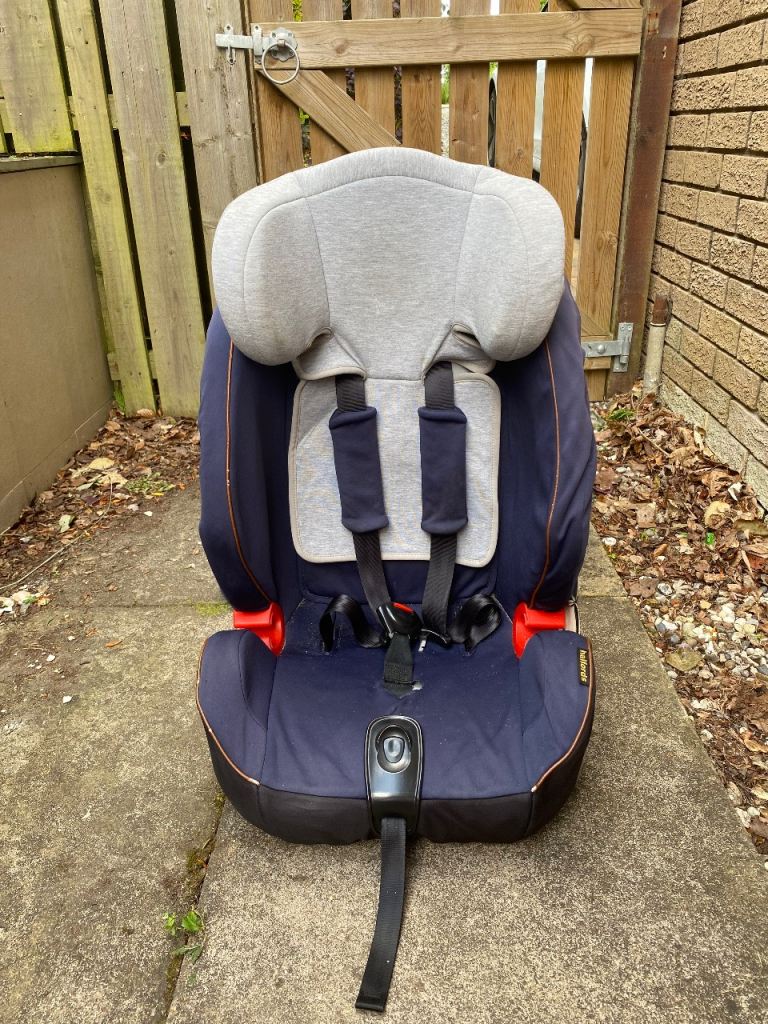 Halfords iso-fix universal I/II/III Car Seat