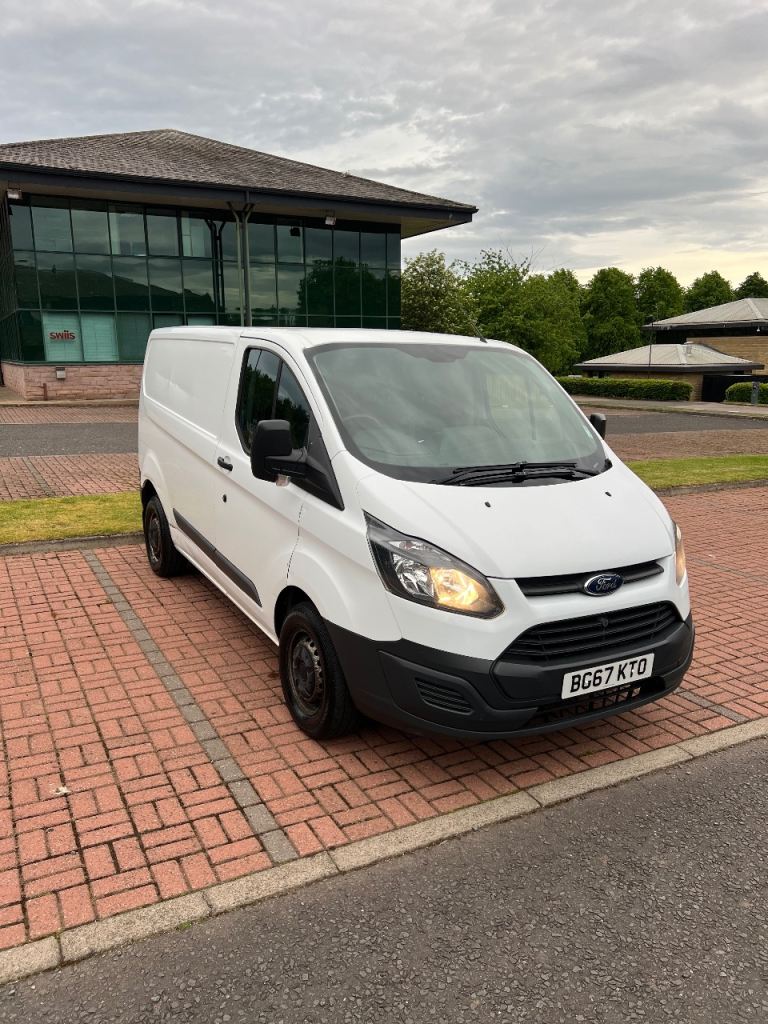 Ford, TRANSIT CUSTOM, Panel Van, 2017, Manual, 1996 (cc)