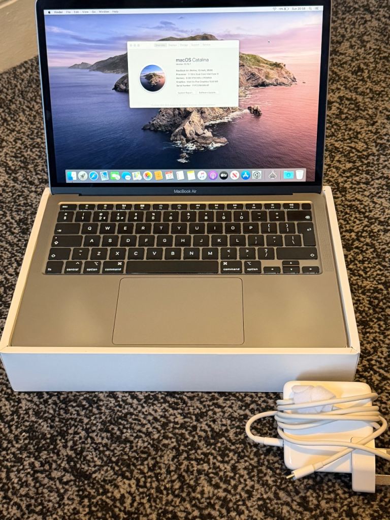 Apple MacBook Air 256GB - Good Condition, macOS Catalina
