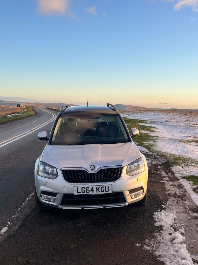 Skoda, YETI, Hatchback, 2014, Semi-Auto, 1197 (cc), 5 doors