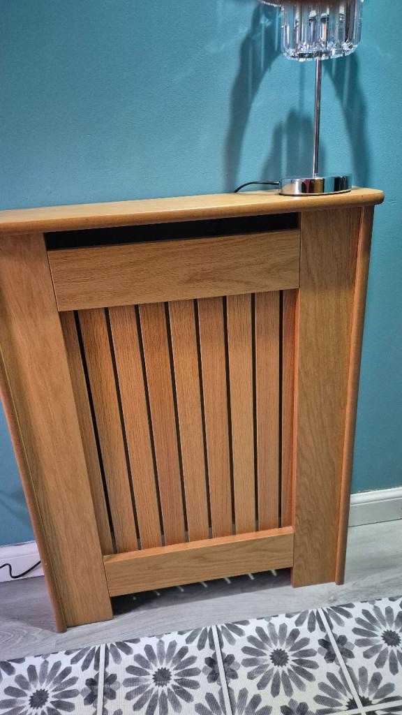 Oak finish radiator cover