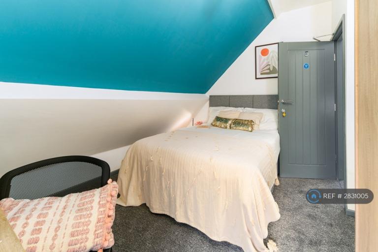 1 bedroom in Sharples Hall St, Oldham, OL4 (#2831005)