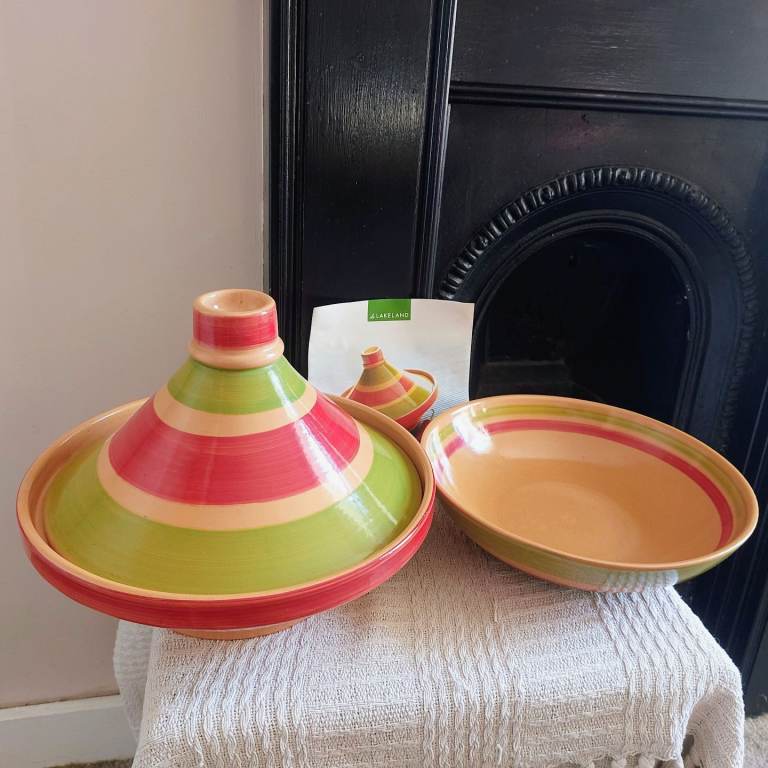 Lakeland Tagine with matching bowl 